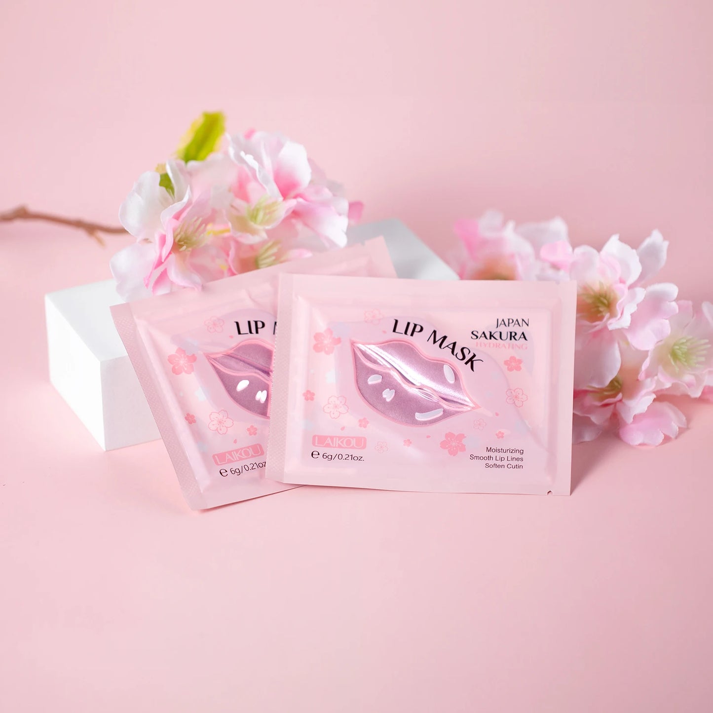 LAIKOU Japan Sakura Skincare Set Hydrating Toner Lip Mask Sleeping Face Mud Mask Peach Scrub Travel Mini Kit Gift
